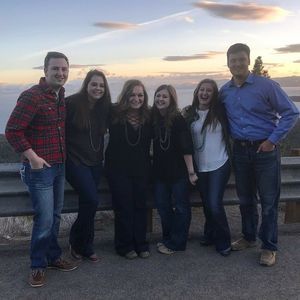 Meet your Posher, Catie